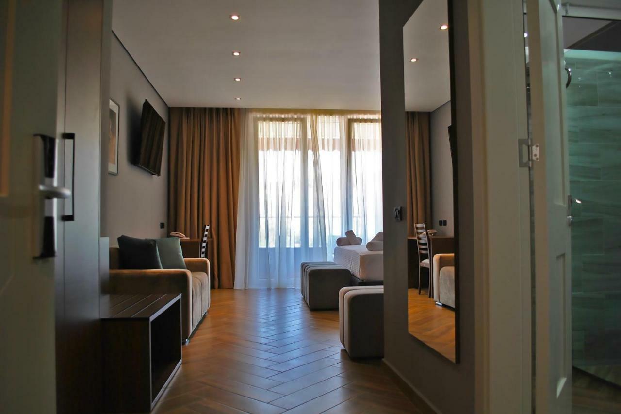 Twin Towers Hotel City & Beach Resort Shëngjin Kültér fotó